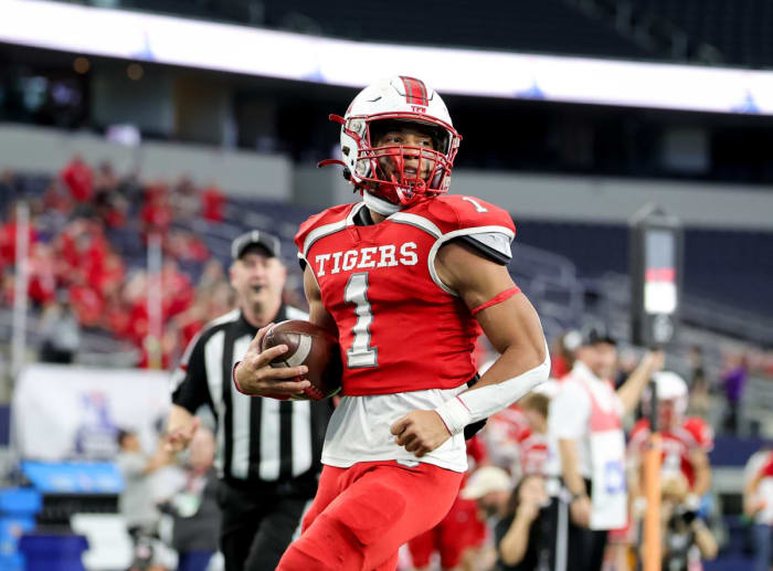 Benjamin vs Oglesby UIL 1-A Six-Man Division 2 Final December 13, 2023 Photo-Tommy Hays69